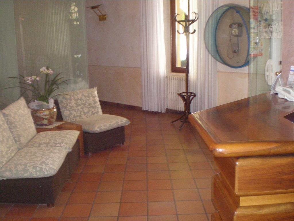Albergo Ristorante Aquila Sulzano Szoba fotó