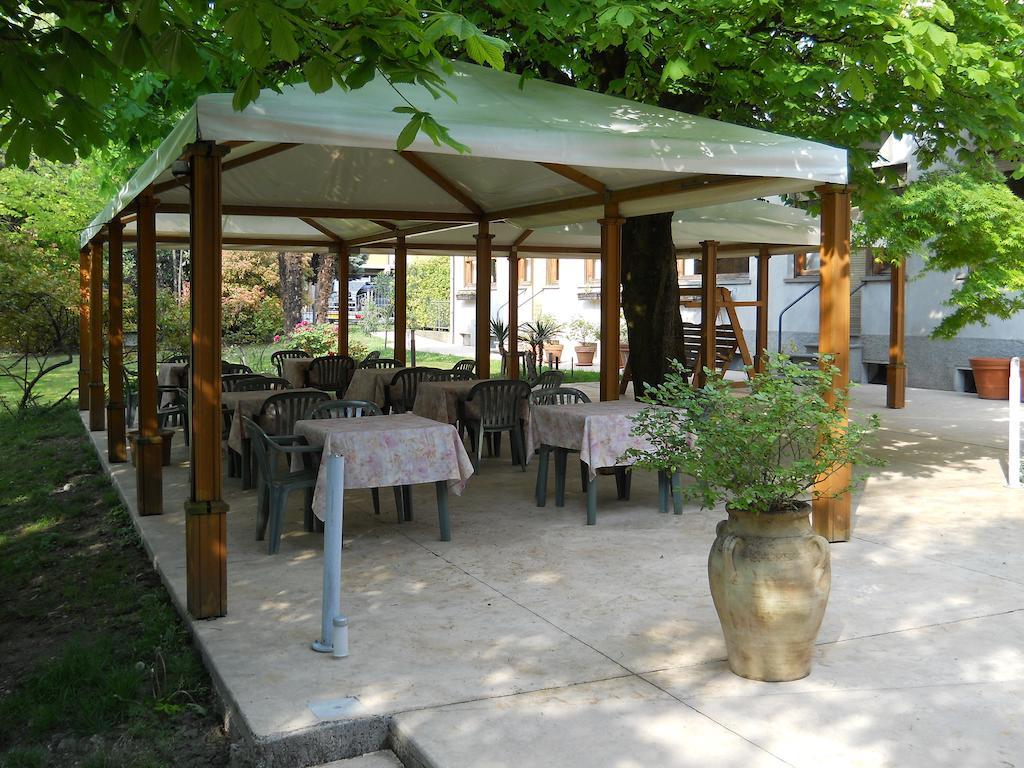 Albergo Ristorante Aquila Sulzano Kültér fotó